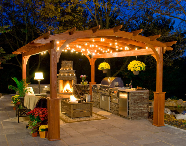 Outdoor Kitchen With Fireplace Ideas 600x471 Quinju Com