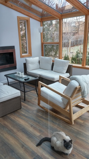 Sunroom Image 2 / quinju.com Sunroom Image 2 / quinju.com